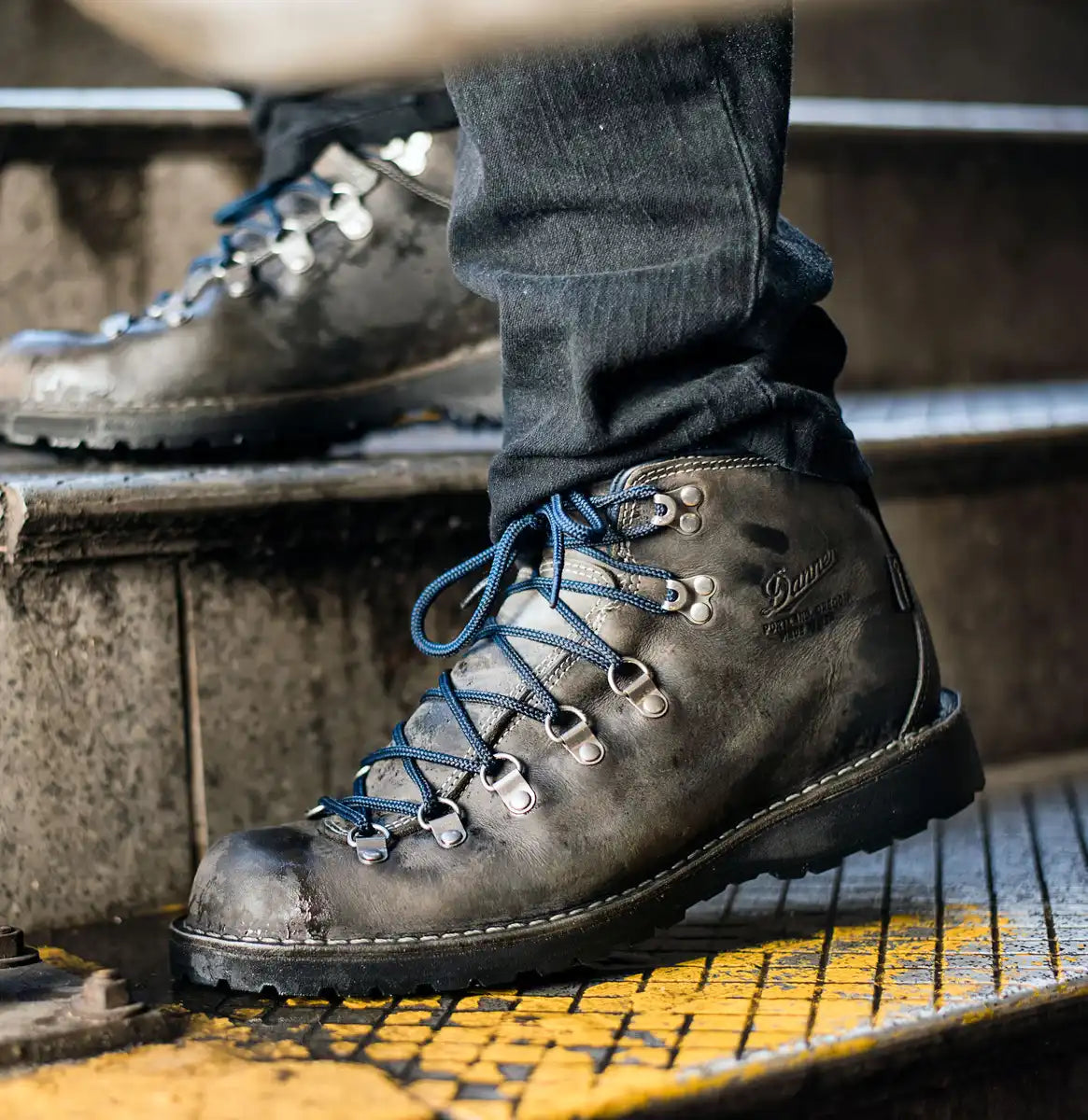 Mountain Pass Gunmetal - Image 7
